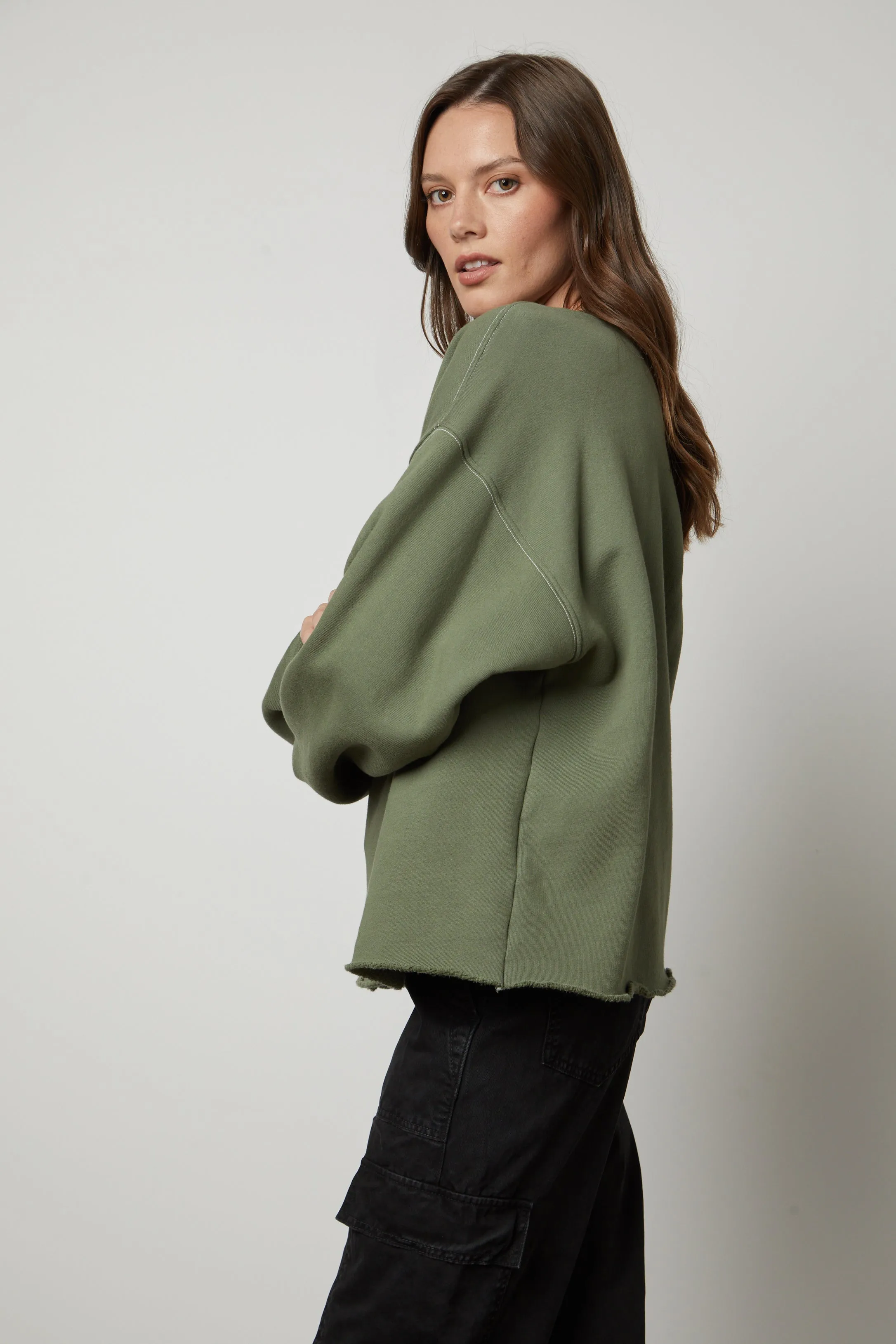 DAX OVERSIZED SWEATSHIRT