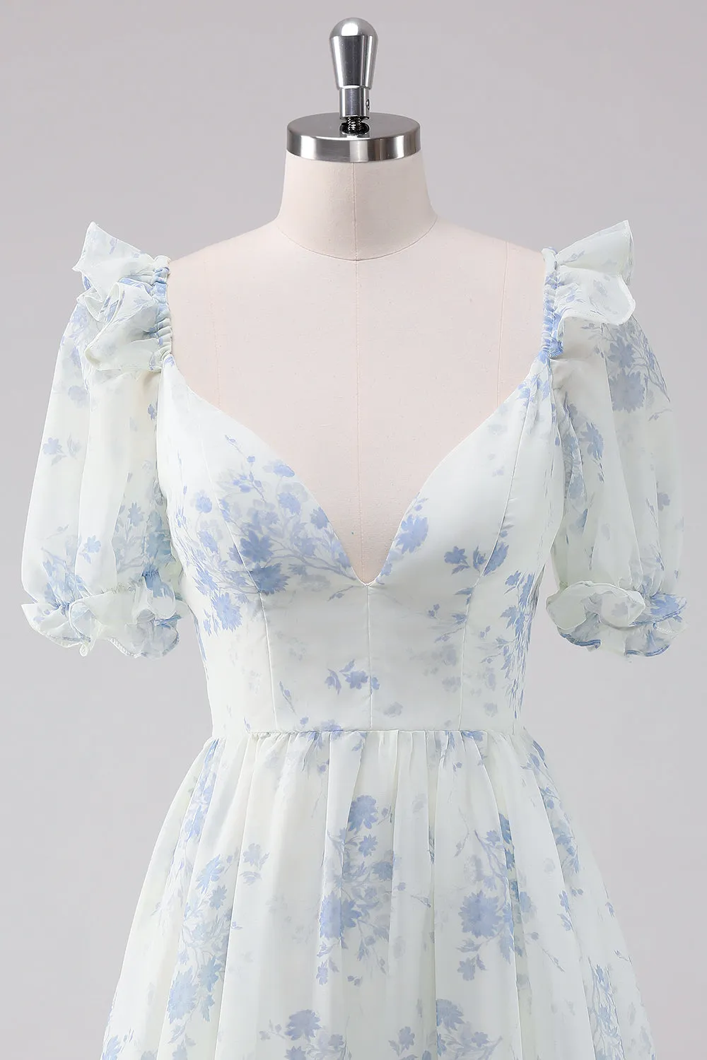 Light Blue Floral Mini Dress with Short Sleeves