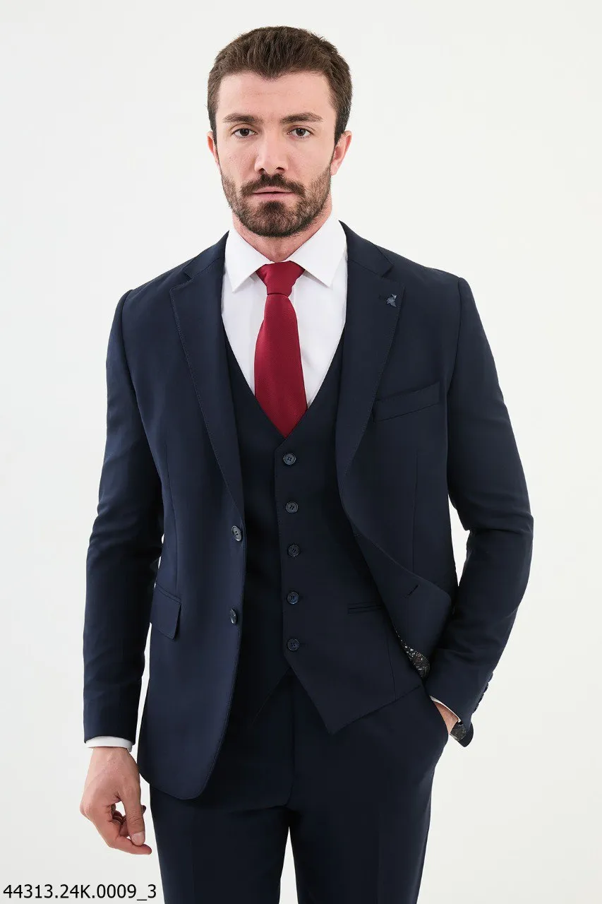 Men's Navy Blue Three-Piece Suit – Winter Formal Wear for Weddings, Corporate Events, and Holiday Celebrations.